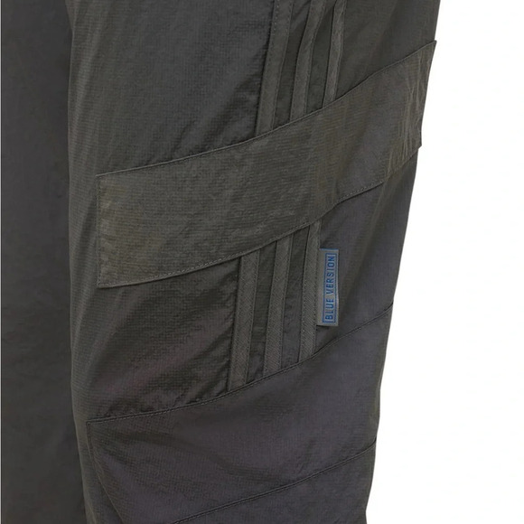 ! ADIDAS ORIGINALS BLUE VERSION NYLON TRACK PANTS sz Small - Picture 6 of 8